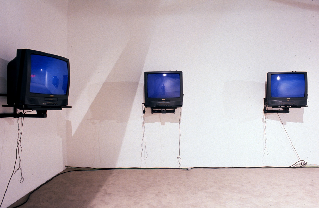 057_05 au courant.jpg