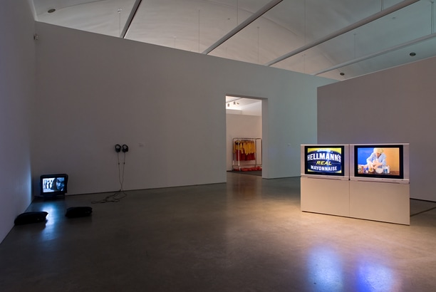 241_02 Act OutFeature.jpg